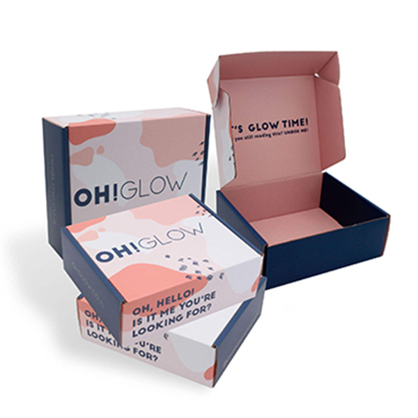 Silver handle cartoon design packaging box, cardboard bag coated paper gift box